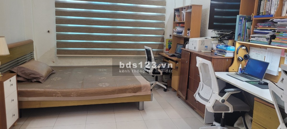 Chính chủ bán nhà 3 tầng tại Tư Đình, Long Biên