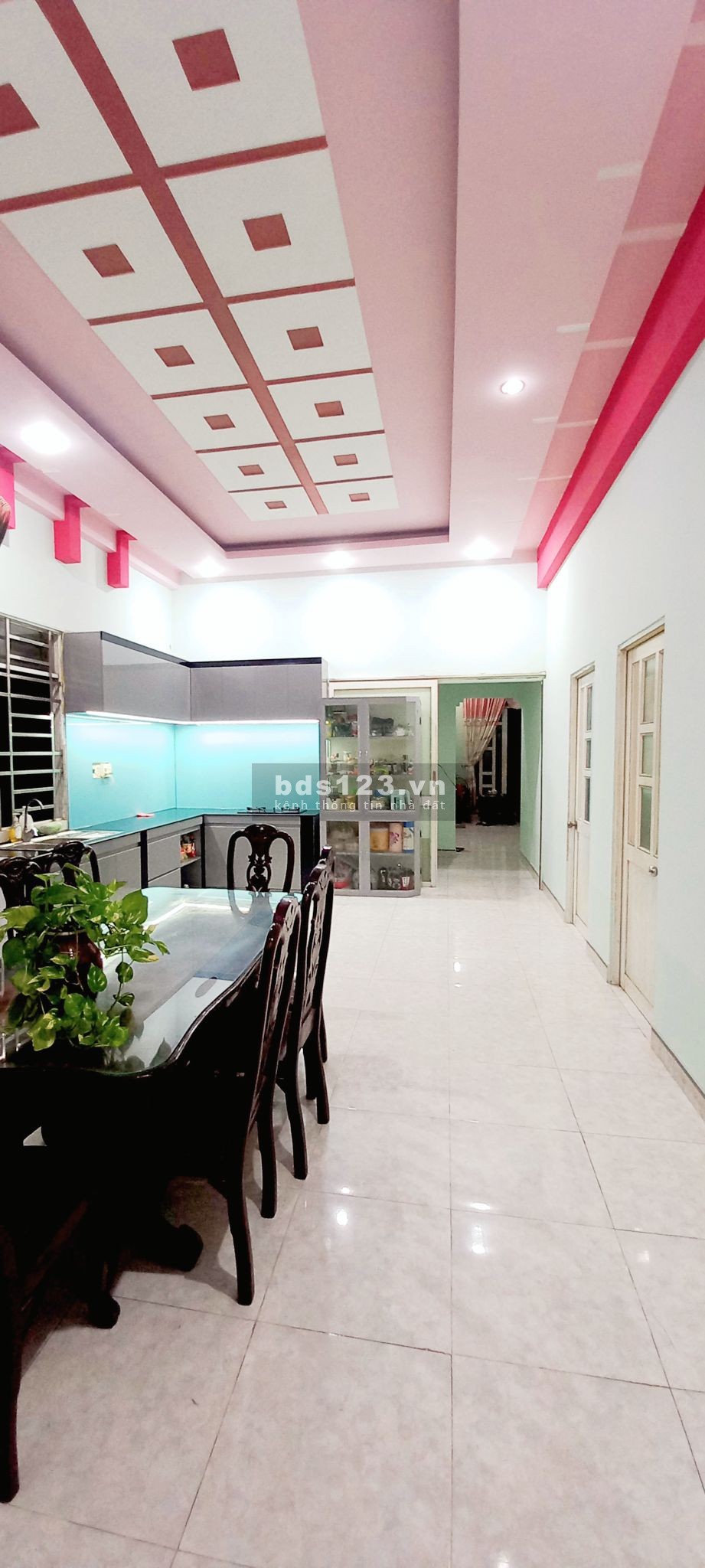 BÁN NHÀ CHÍNH CHỦ KHU ĐÔ THỊ GẦN KHU CÔNG NGHIỆP GIÁ 10 TỶ
