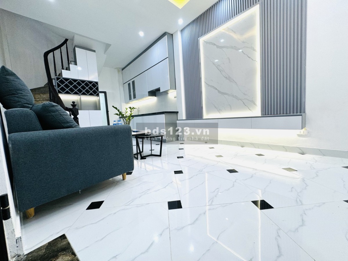 NHÀ MỚI ĐẸP PHỐ BẠCH MAI HỒNG MAI 25M2X4T GIÁ 3,98 TỶ NGÕ RỘNG