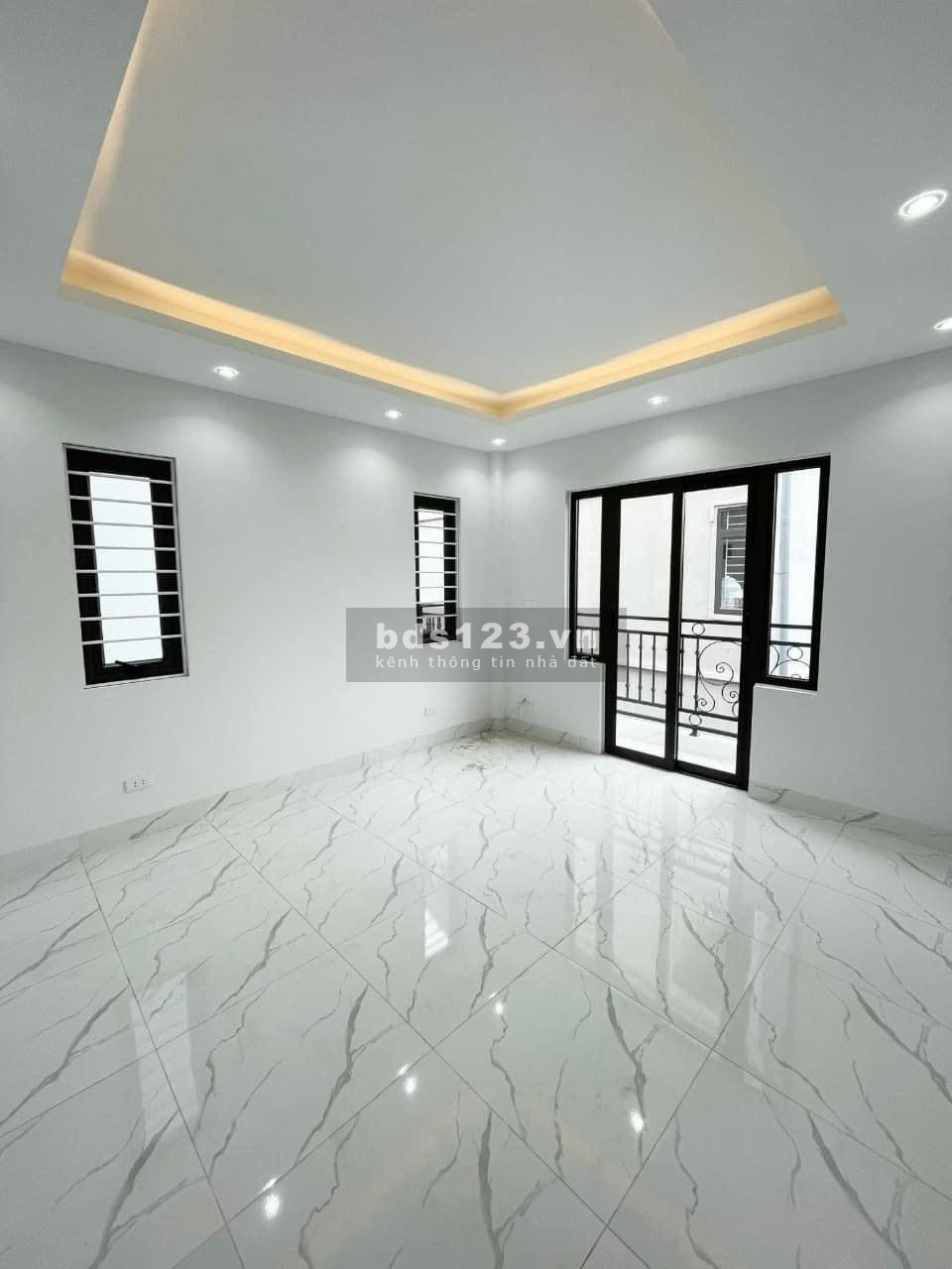 Siêu phẩm cụm 9 căn 3T*41-42m2, Ôtô đỗ cửa, Ngay chợ, UBND, TT Y Tế, 10phút ra KĐT Đô Nghĩa, Hà Đông