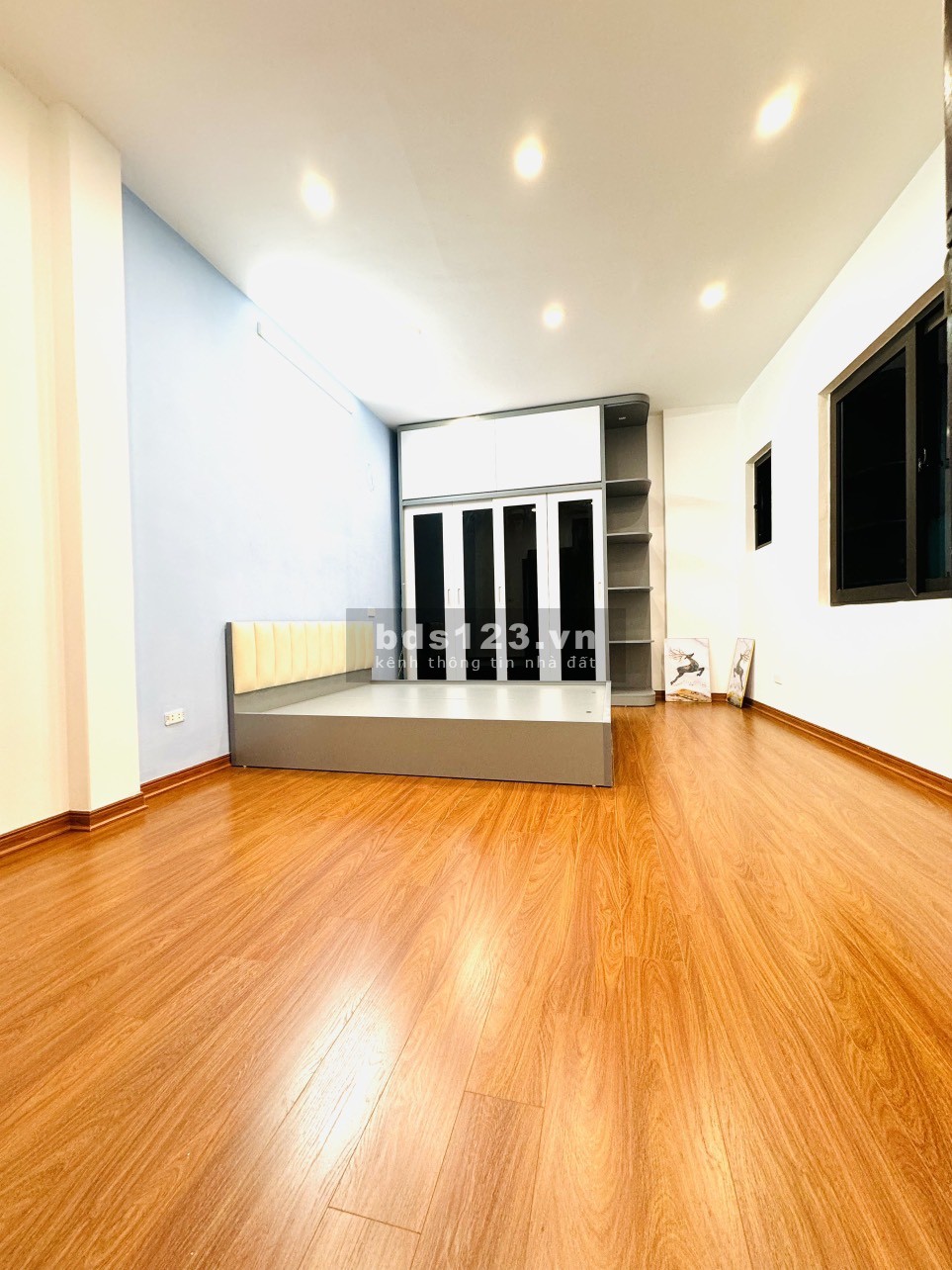 NHÀ MỚI ĐẸP PHỐ BẠCH MAI HỒNG MAI 25M2X4T GIÁ 3,98 TỶ NGÕ RỘNG