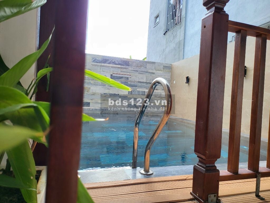 Bán gấp nhà 3 tầng ngay trung tâm thành phố Huế sầm uất