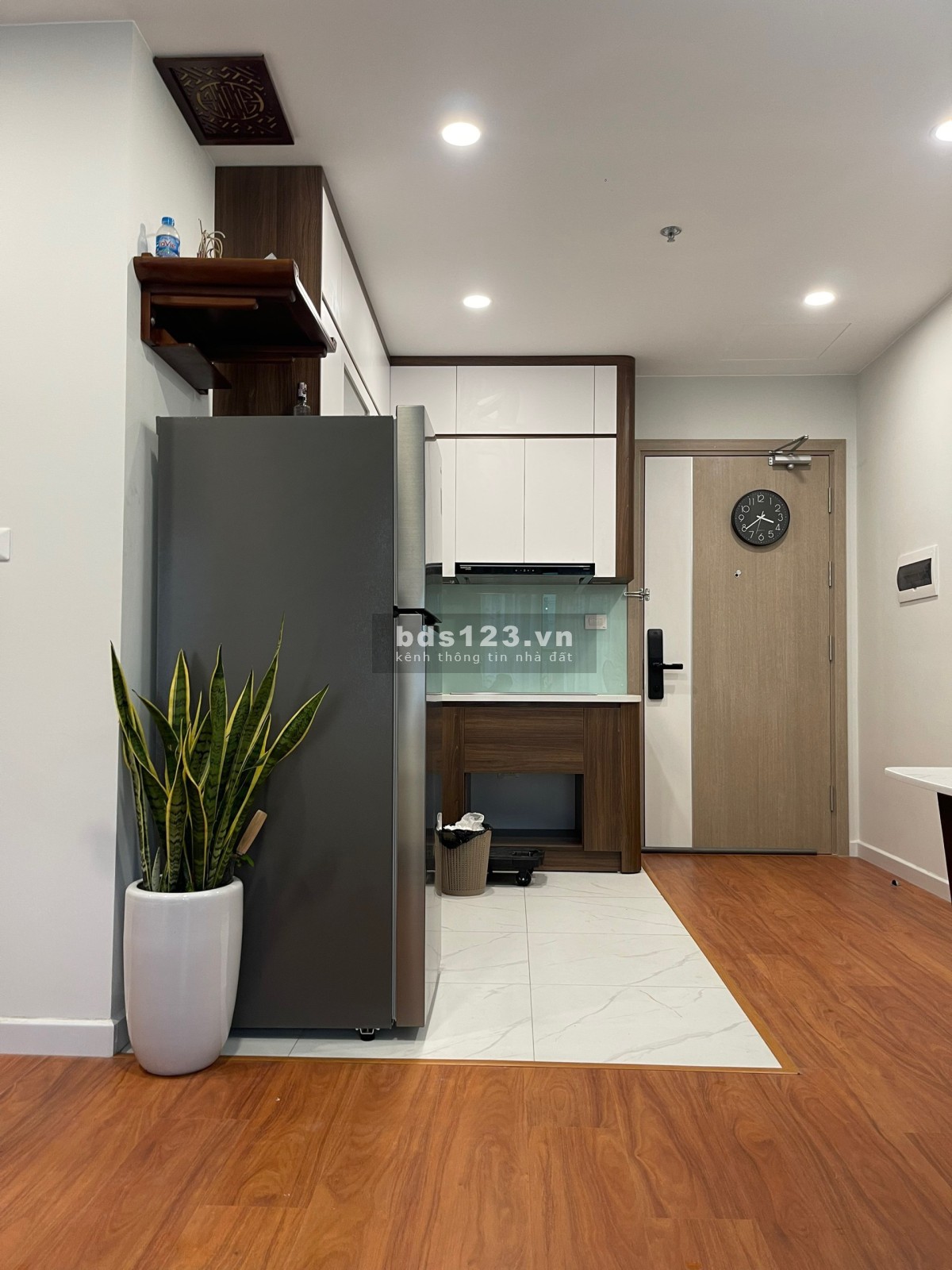 Bán căn hộ chung cư 2N1VS-54M2 - Tòa Imperia- Full nội thất cao cấp- Gía 3.280 tỷ bp