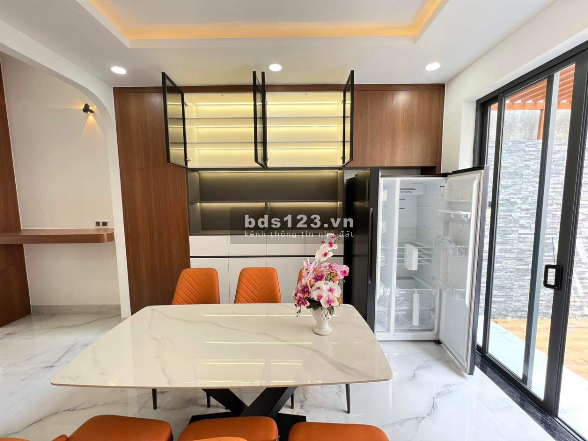 BÁN NHÀ 1 TRỆT 2 LẦU Ở ĐƯỜNG ÍCH THẠNH, LÒ LU
