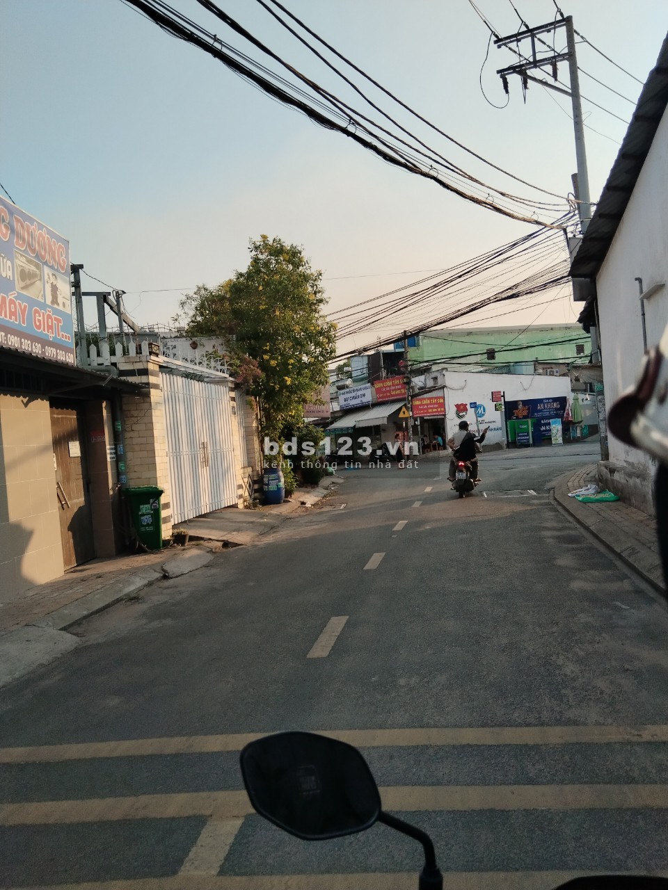 Bán nhà 64m2, Hẻm oto thông, cạnh BV Lê Văn Thịnh, Q2. Giá nhỉnh 4 tỷ