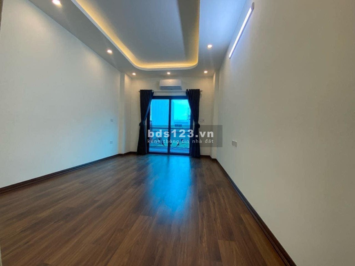 Lô góc 4T*40,2m2, Ôtô đỗ oánh võng, Ngay chợ, UBND, TT Y Tế xã Đại Thành