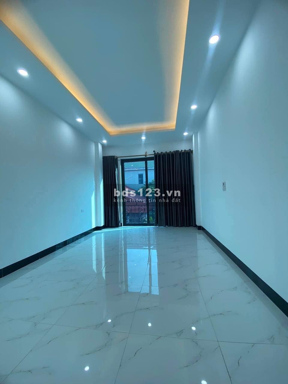 Siêu Đẹp! Lô góc 4T*40,2m2, Nhà Nở Hậu, Ôtô tải đỗ cửa, 50M ra Chợ, UBND, TT Y Tế xã Đại Thành