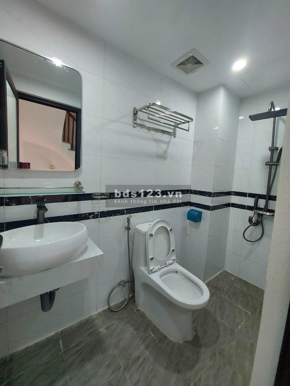Lô góc 4T*40,2m2, Ôtô đỗ oánh võng, Ngay chợ, UBND, TT Y Tế xã Đại Thành