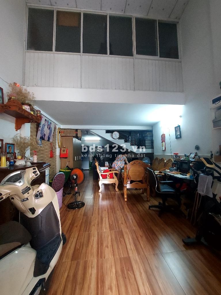 NHÀ NHỎ ĐẦY ĐỦ CÔNG NĂNG - SÁT MẶT TIỀN- RỘNG 56M2 NGANG 4.2M - TÔ KÝ Q12 - CHỈ 3.5 TỶ,