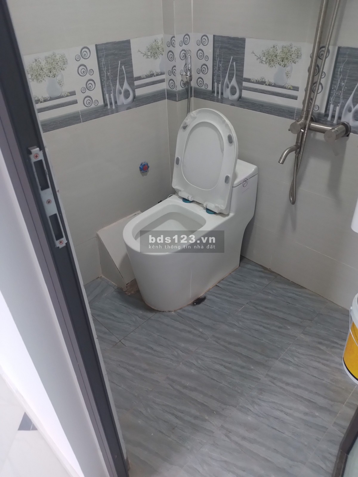 SIÊU Hóttt .!! Bán lô góc 4T*40m2( nở hậu ) ôtô Tải Đỗ Cửa .! Gần Chợ UBNDX Đại Thành Giá 3tỷ05