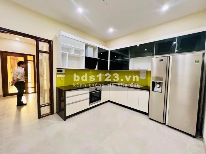BÁN NHÀ MẶT PHỐ YÊN HOA YÊN PHỤ TÂY HỒ. LÔ GÓC VIEW HỒ TÂY 24,8 TỶ