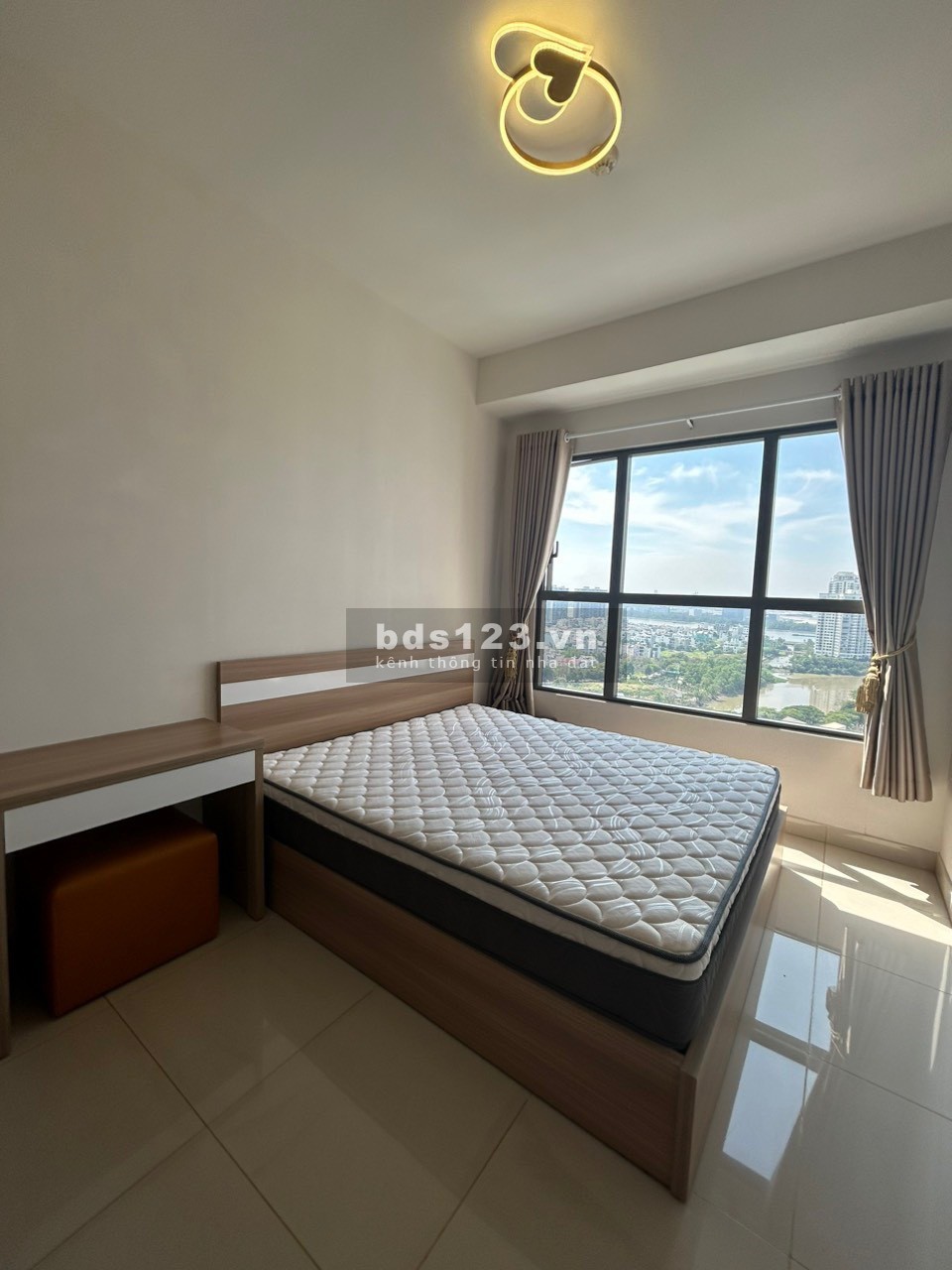Bán nhanh căn 1Pn The Sun Avenue Full Nội Thất 2,65 tỷ Tầng Cao View Đẹp