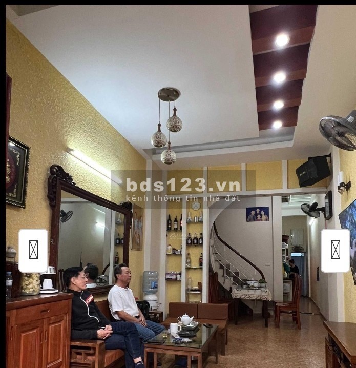 Bán nhà phố Tây Kết - Q.Hai Bà Trưng – 35m2 – cách phố vài nhà – Chủ tự xây đẹp