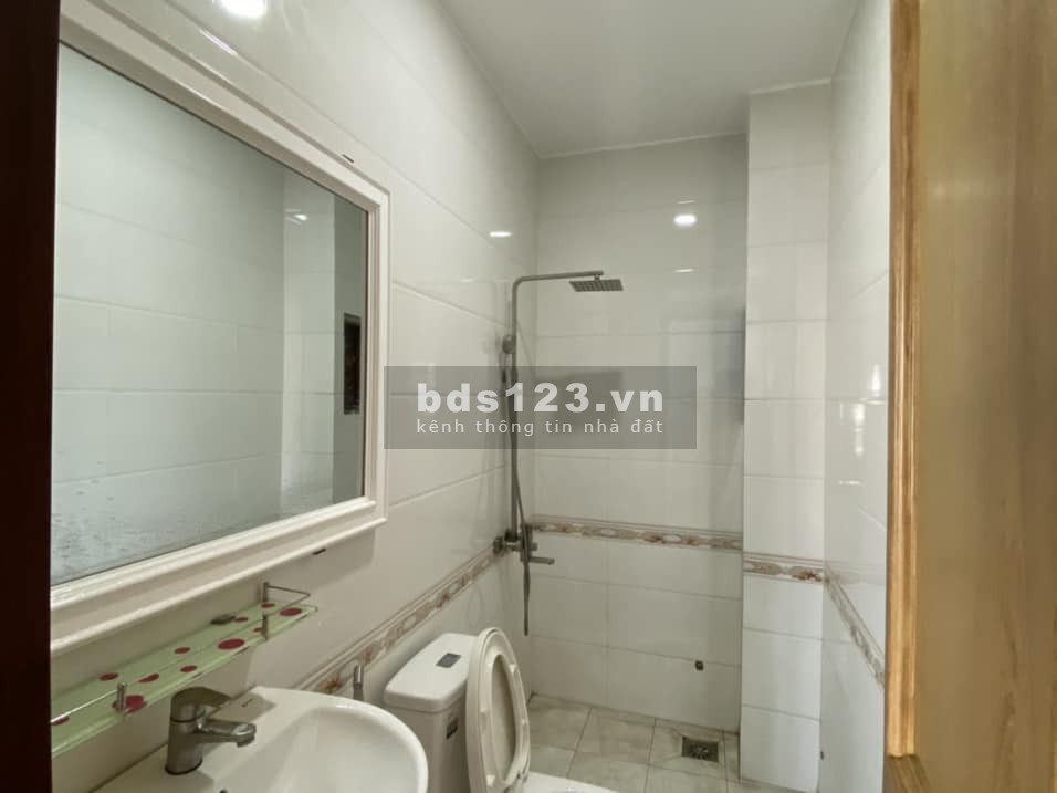 BÁN NHÀ ĐẸP, HIẾM ĐÌNH THÔN 44m2, OTO TRÁNH, 3 BƯỚC RA PHỐ - GIÁ CHỈ HƠN 6Tỷ