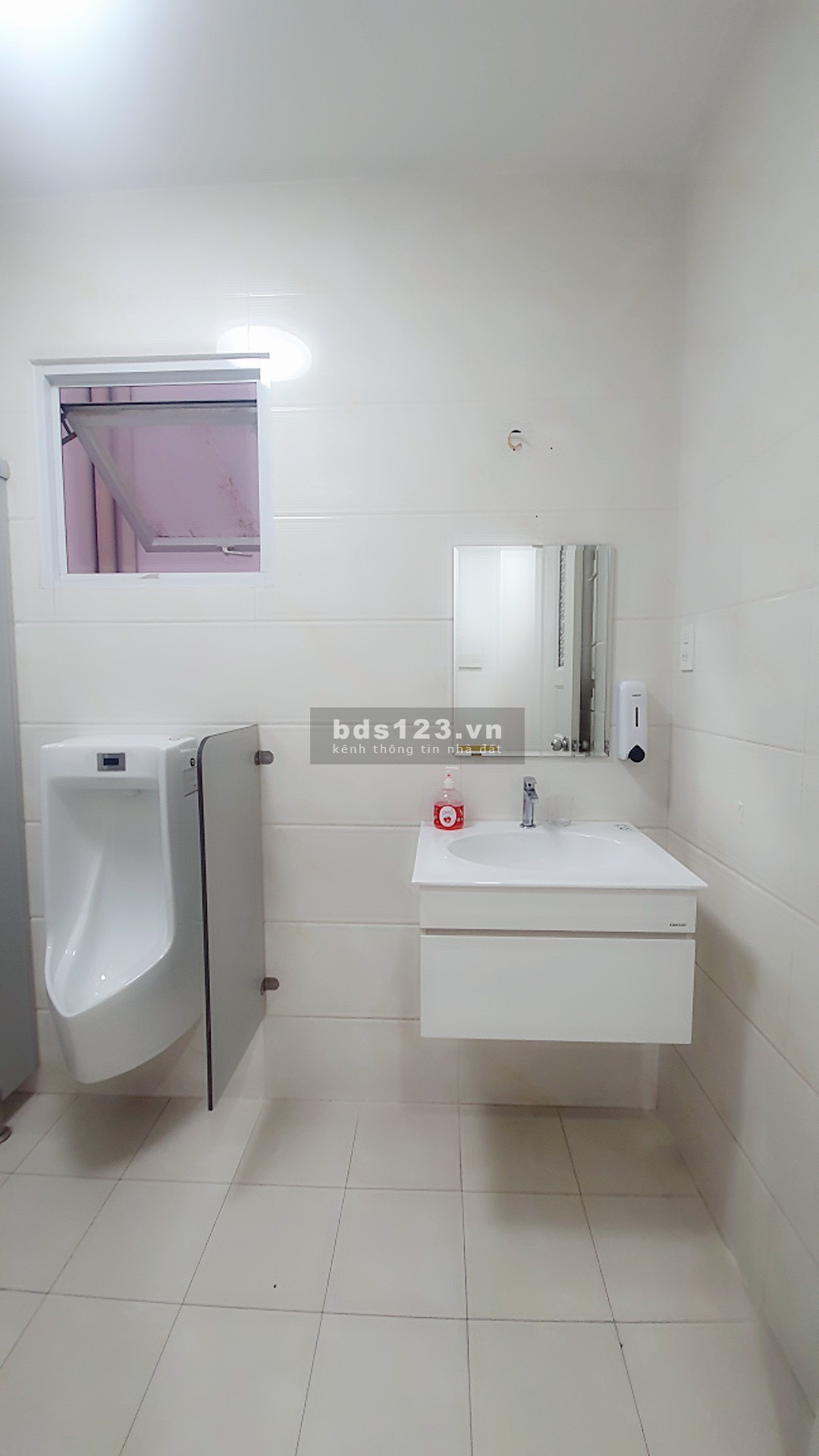 Cho thuê Văn phòng full nội thất cao cấp giá rẻ