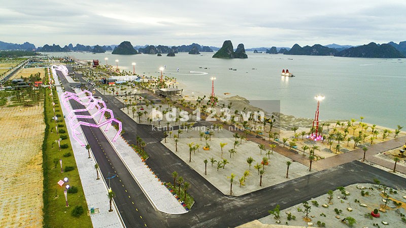 Cần bán lô góc, view quảng trường biển giá rẻ