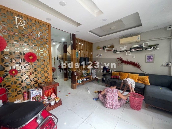 Bán nhà siêu phẩm HXH THCS Trần Quốc Toản Lê Văn Việt, Tăng Nhơn Phú A, Quận 9, nhỉnh 5 tỷ