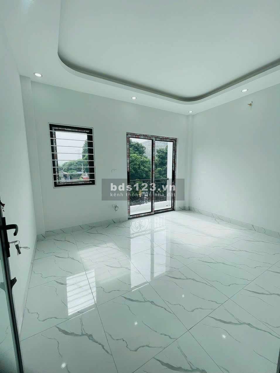 Chỉ 1,76tỷ có ngay Nhà 3T*38,5m2, Ôtô đỗ cửa, có khu vui chơi cho trẻ em, hàng xóm Quận Hà Đông
