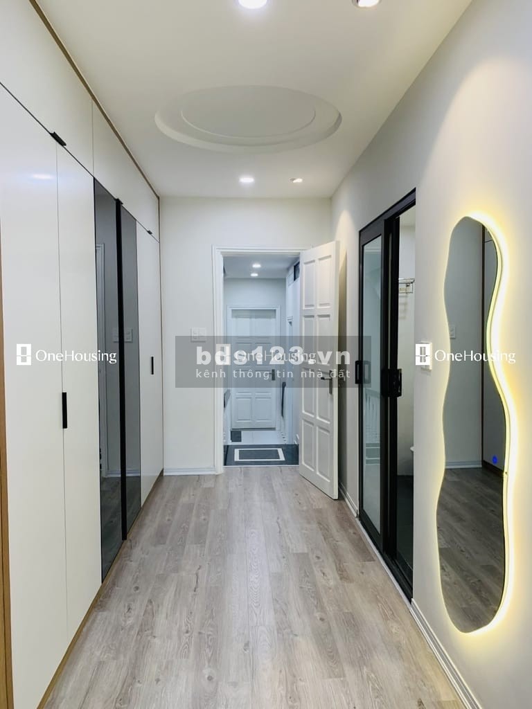 Nhà mặt ngõ cách Minh Khai 100m, diện tích 64m² x 4 tầng, mặt tiền 3.95m