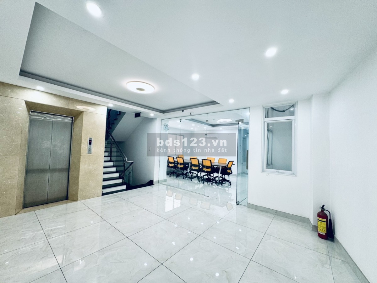 Cho thuê Văn phòng full nội thất cao cấp giá rẻ