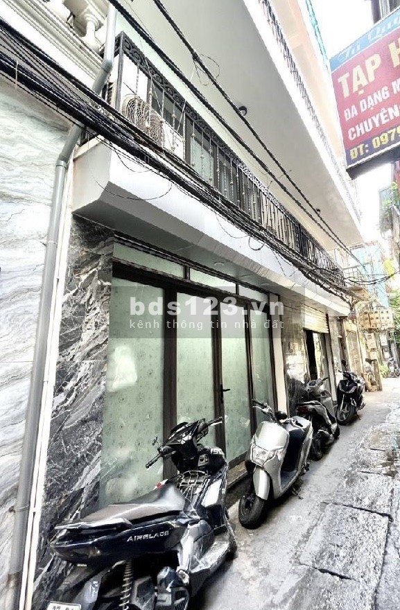 Bán Nhà Ngõ 46M2 mặt tiền khủng 8.5M, 4 tầng từ tầng 2 là 60M2 giá 9.85 Tỷ.