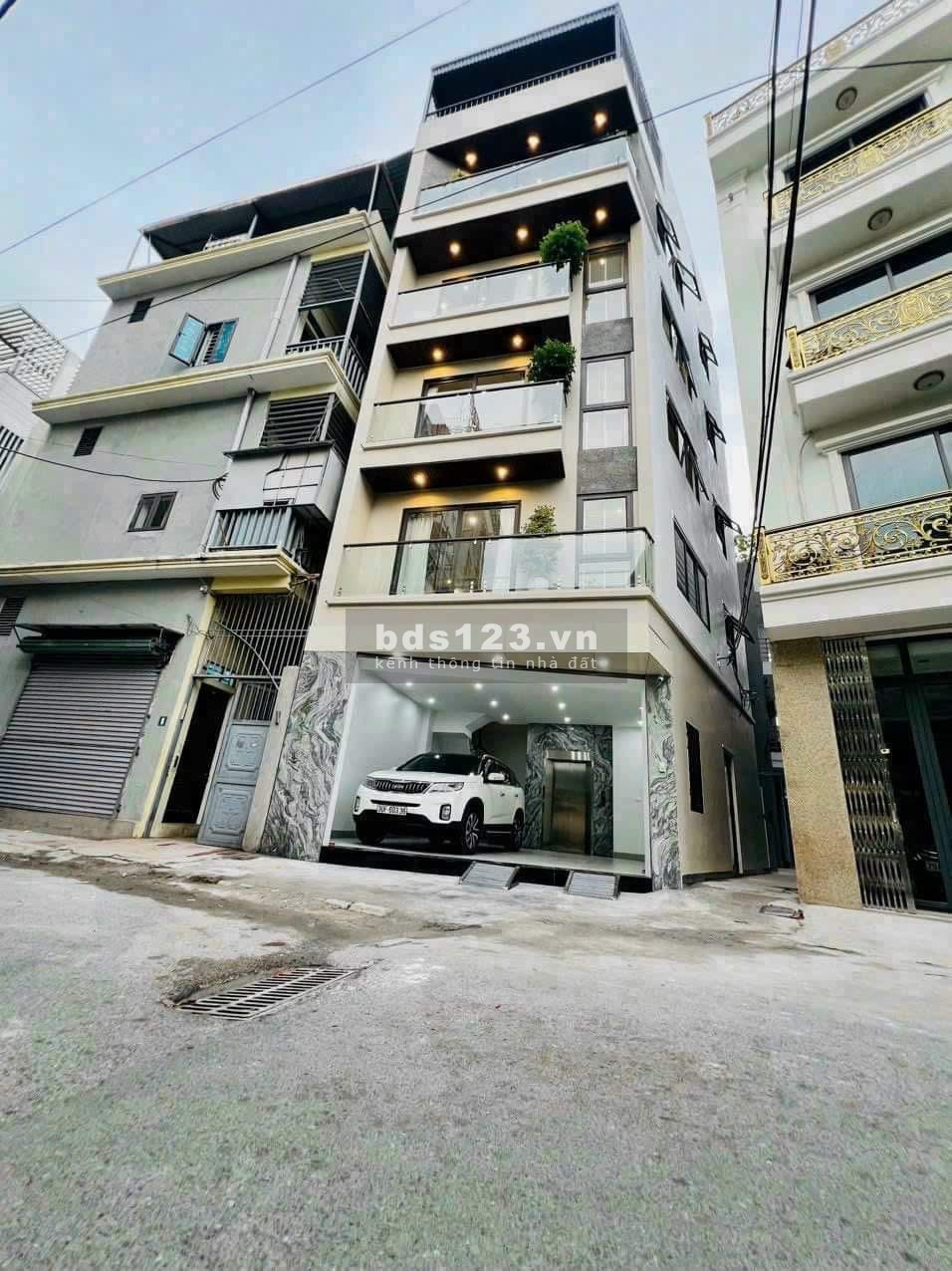 Bán nhà cấp 4 tại Ngọc Thụy giá đẹp như tiên