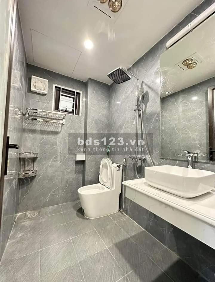 Siêu Hot..! Nhà LÔ GÓc 45m2, Ô TÔ tải đỗ Cửa, Cạnh Nhà Văn Hóa, 15p ra ĐH Phenikaa Giá chỉ 2ty9