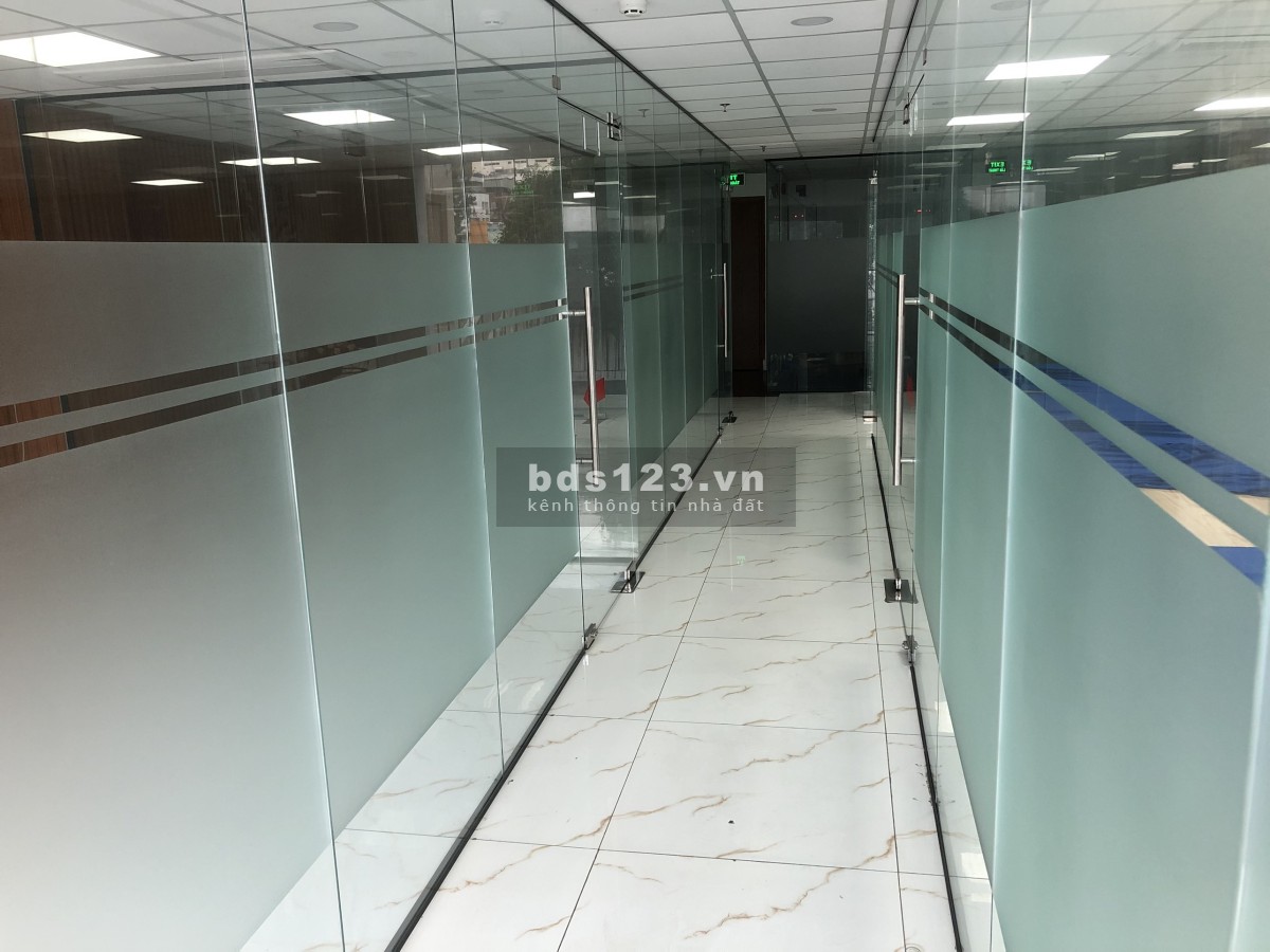 Cần cho thuê văn phòng tầng 3 diện tích 250m2 giá 40 triệu