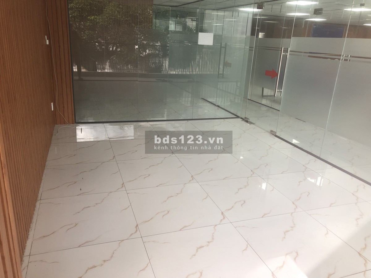 Cần cho thuê văn phòng tầng 3 diện tích 250m2 giá 40 triệu