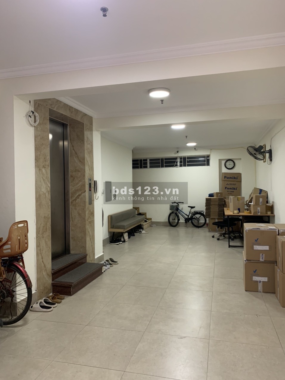 Chính chủ cho thuê nhà làm văn phòng khu vực Mai Dịch, Cầu Giấy, Hà Nội
