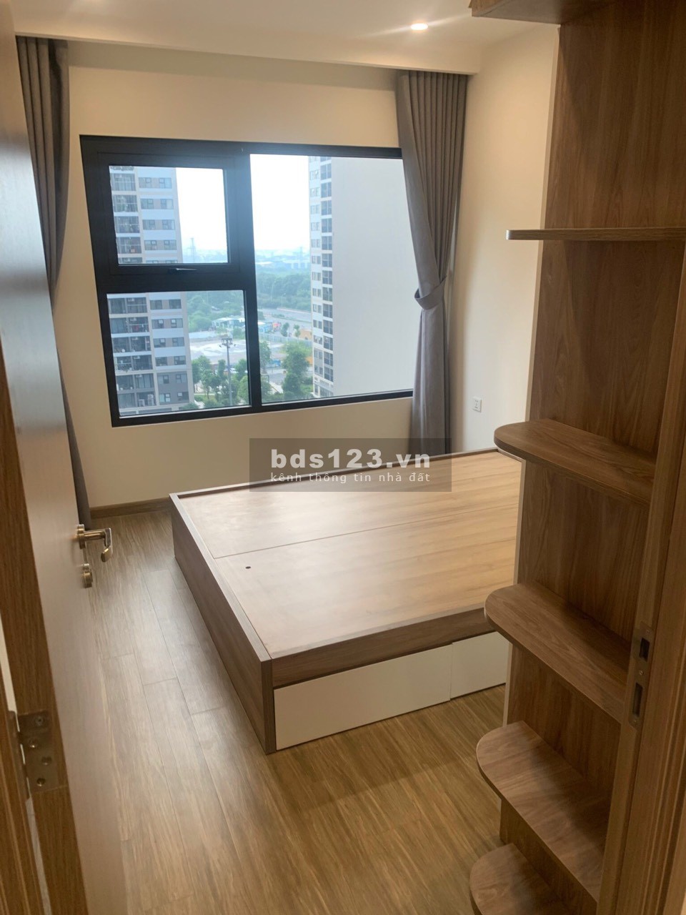 CANHOVINHOMSMATCITY, 43M 1 NGỦ + TÒA S103 FUL NỘI THẤT ĐẸP SẴN SỔ, GIÁ 2 TỶ 470 BAO PHÍ SANG TÊN
