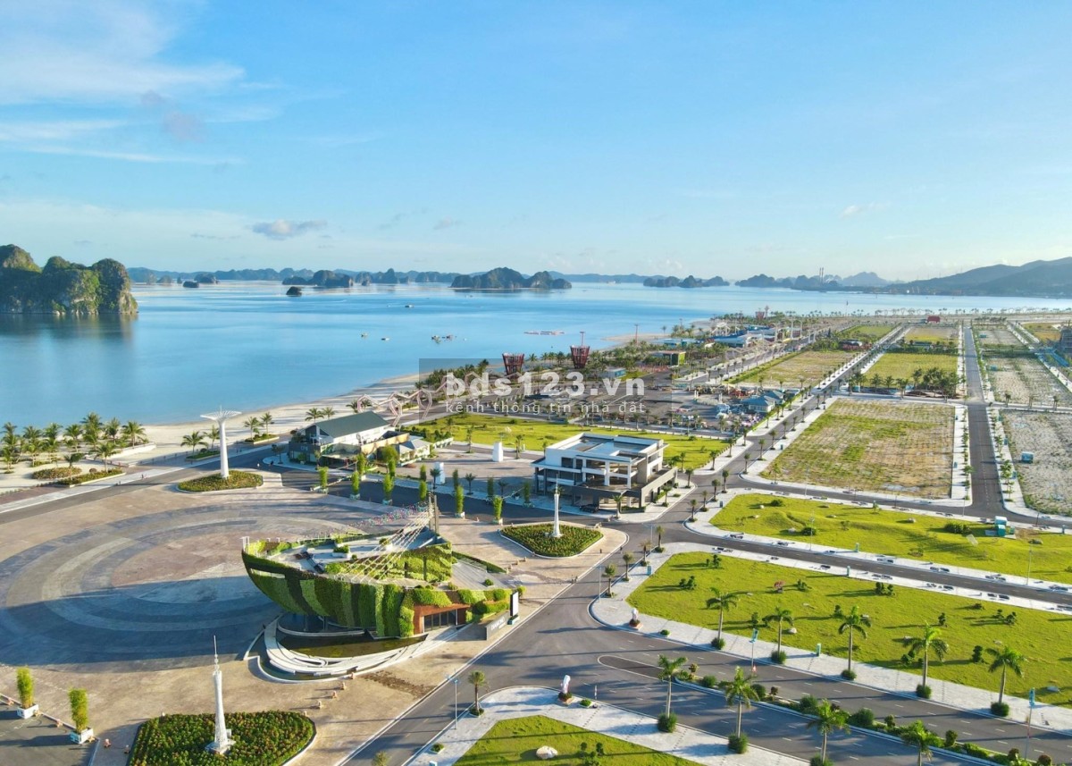 Vỉa hè 10m kinh doanh siêu đỉnh - view biển - Giá chỉ 3,x tỷ