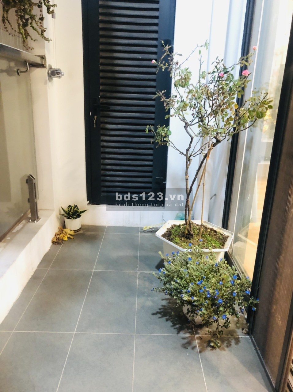 Bán căn góc 2 PN + 1 - 2 WC diện tích 81 m2 The Zen Park, Vinhomes Ocean Park 1. LH: 0379220121