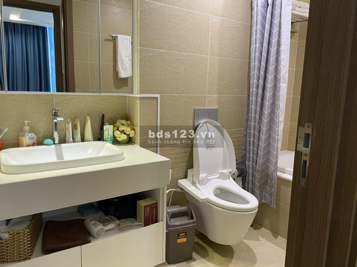 - Bán gấp căn 1PN +1 - 1WC diện tích 45 M2 MASTERI WATERFRONT Vinhomes Ocean Park 1 LH: 0379220121