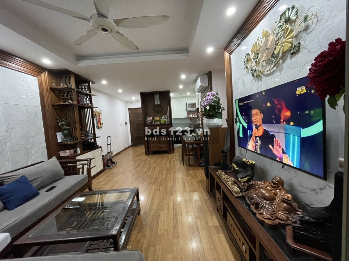 - Chính chủ bán căn góc 3PN 2 WC diện tích 83,9m, The Zen Park Vinhomes Ocean Park 1
