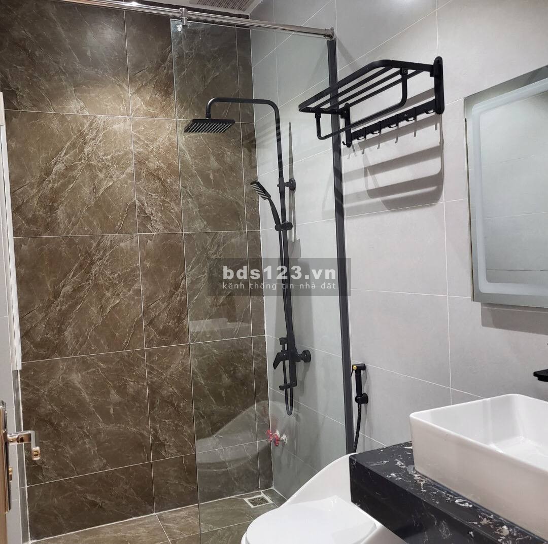 CHO THUÊ TẦNG NHÀ PHỐ 2PN 2WC BAO PHÍ QUẢN LÝ-0903257578