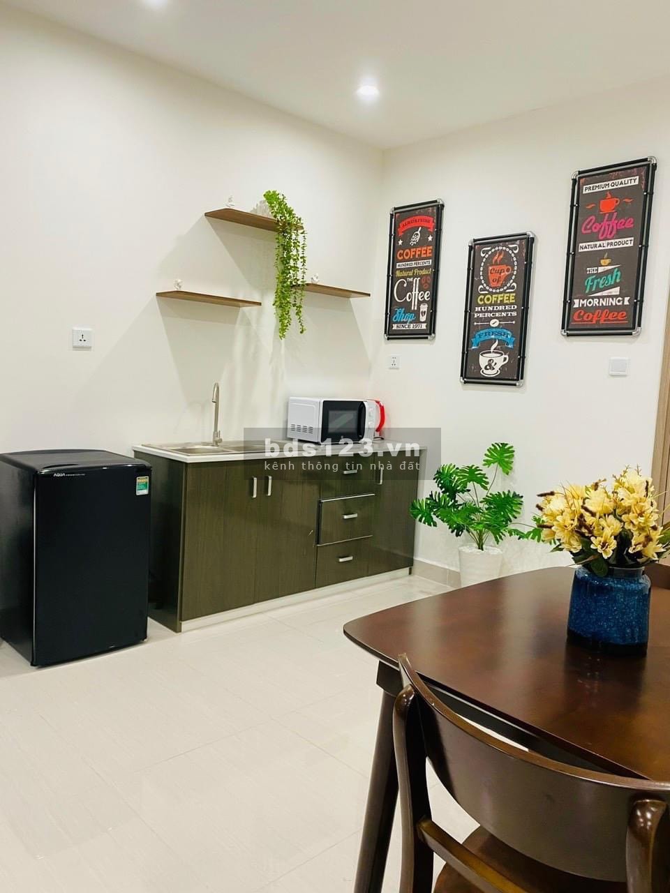 chính chủ cần bán căn 1PN+ 43dt m2 tại tòa saphire vinhome oceanpark 1 :0379220121