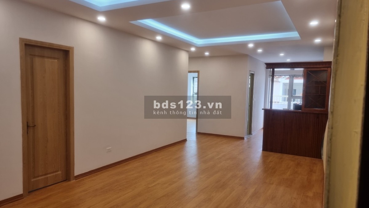 Chính Chủ Bán Gấp Căn Chung Cư Xa La, Hà Đông - 3 Ngủ 2 WC, ck lên đến 30tr