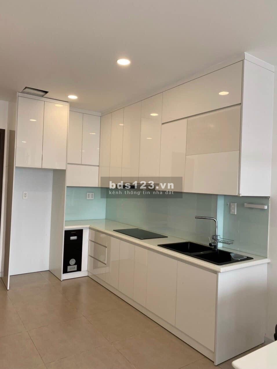 Chung cư Carillon 2 - Tân Phú 11tr 2pn 70m2. Đầy đủ nội thất, nhà sạch sẽ mới, tầng cao view thoáng