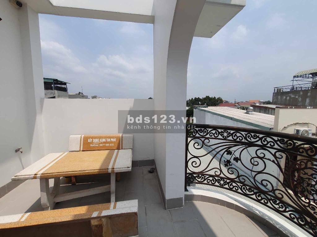 Bán nhà bán 3 tầng, diện tích 54m2, Lã Xuân Oai, hẻm ô tô tránh nhỉnh 4 tỷ TL