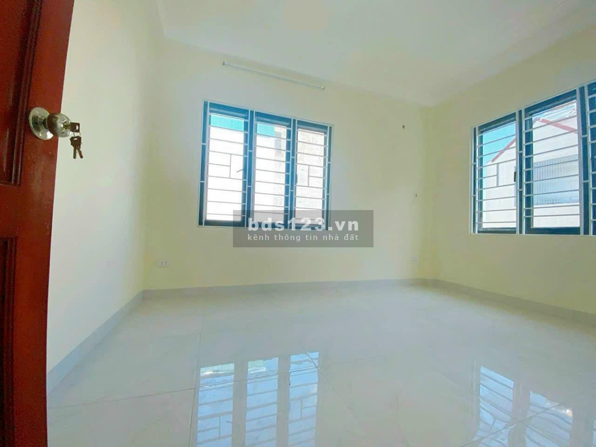 Bán nhà 3T*34m2, ô tô đỗ cửa, ngay cuối Biên Giang, Hà Đông. Giá 1,72tỷ