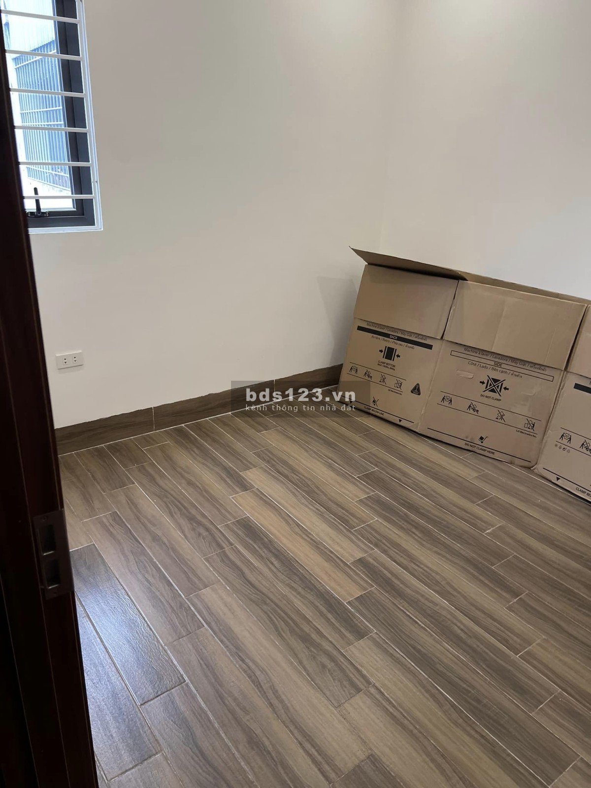 Chính chủ cần bán căn chung cư mini 50m2 ở đường Hoàng Mai. Giá 1tỷ550