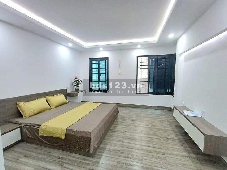 BÁN NHÀ THỤY KHUÊ - GẦN PHỐ - FULL NỘI THẤT - 38M2 NHỈNH 6 TỶ