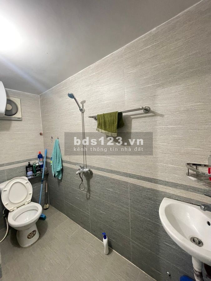 NHÀ ĐẸP LA THÀNH – CÁCH MẶT ĐƯỜNG 30M – KHU VỰC THÔNG THƯƠNG THUẬN TIỆN – GIÁ CHỈ HƠN 4 TỈ CHO 50M2