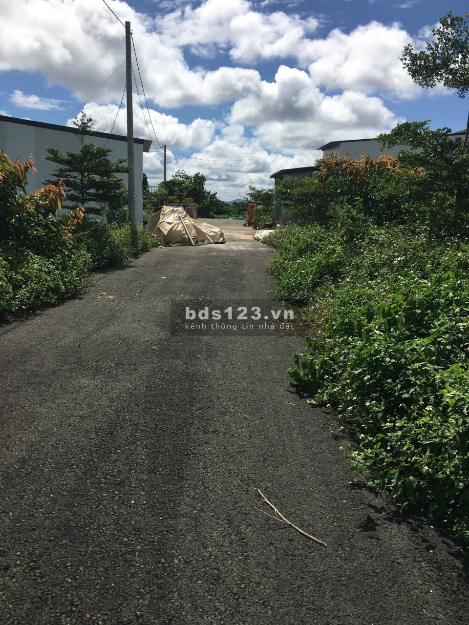 Cần Bán lô đất hẻm 169 Nguyễn Đình Chiểu, Gần trường Phan Văn Trị, Phường Lộc Phát, TP Bảo Lộc