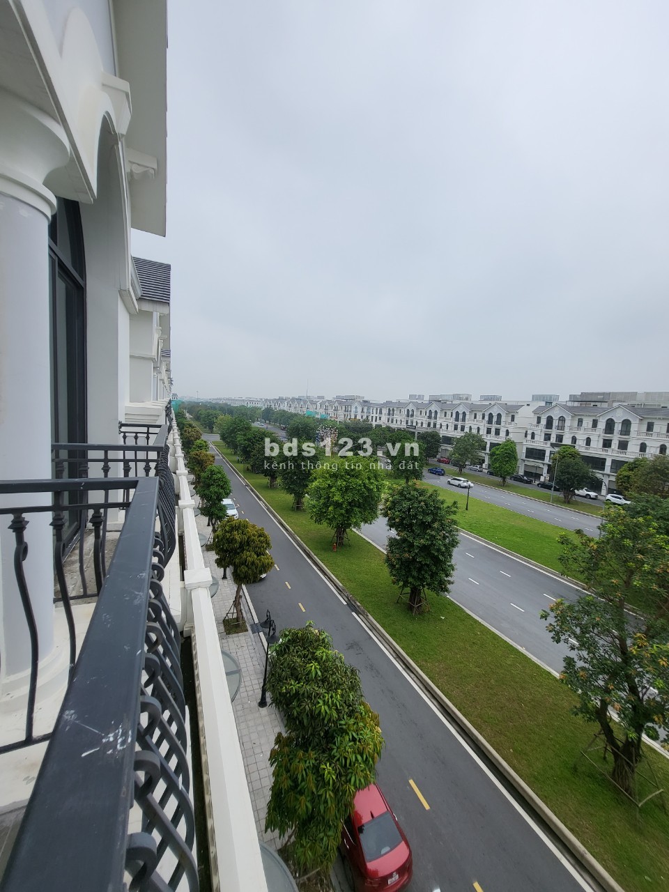 Shophouse Ngọc Trai hoàn thiện mặt đường 52m, gần 66 toàn chung cư Vin Gia Lâm (0985941715)