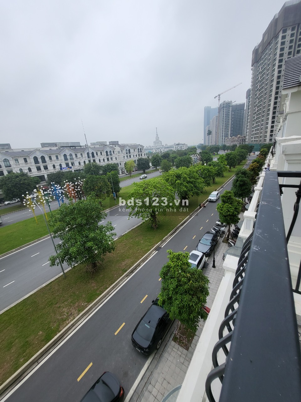 Shophouse Ngọc Trai hoàn thiện mặt đường 52m, gần 66 toàn chung cư Vin Gia Lâm (0985941715)