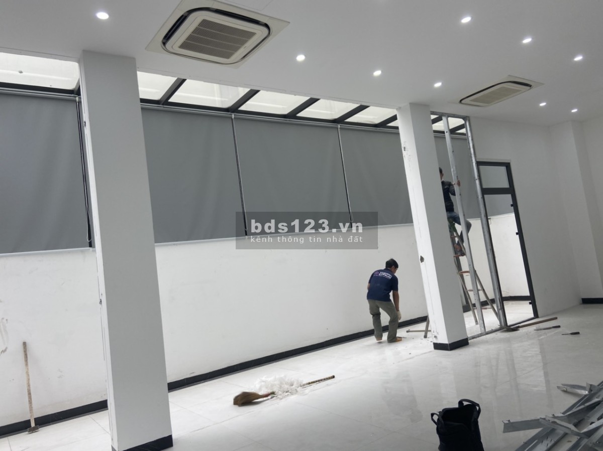 Shophouse Ngọc Trai hoàn thiện mặt đường 52m, gần 66 toàn chung cư Vin Gia Lâm (0985941715)