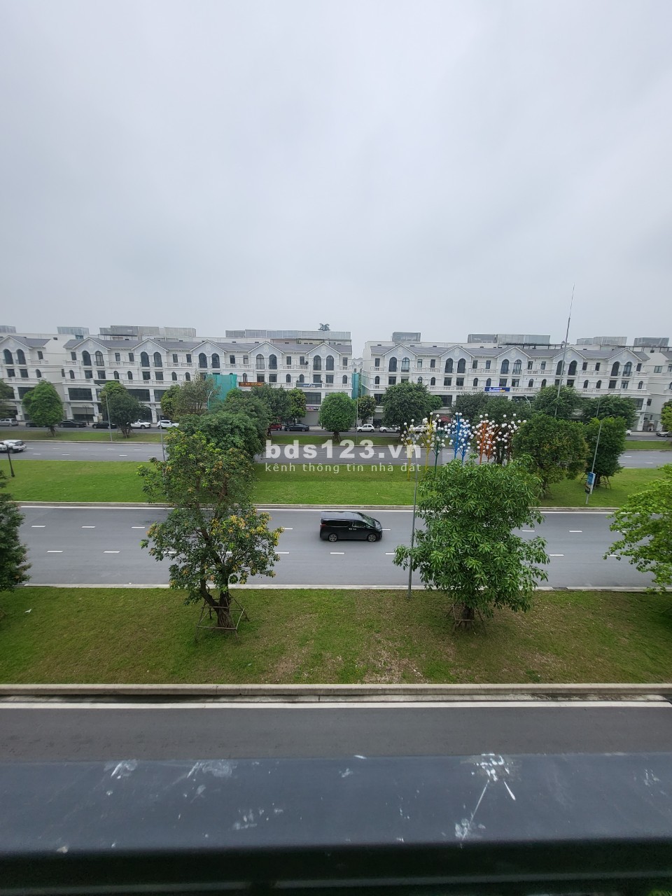 Shophouse Ngọc Trai hoàn thiện mặt đường 52m, gần 66 toàn chung cư Vin Gia Lâm (0985941715)