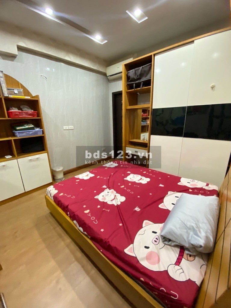 Căn hộ 2 ngủ giá 3,x tỷ ở Lê Văn Lương